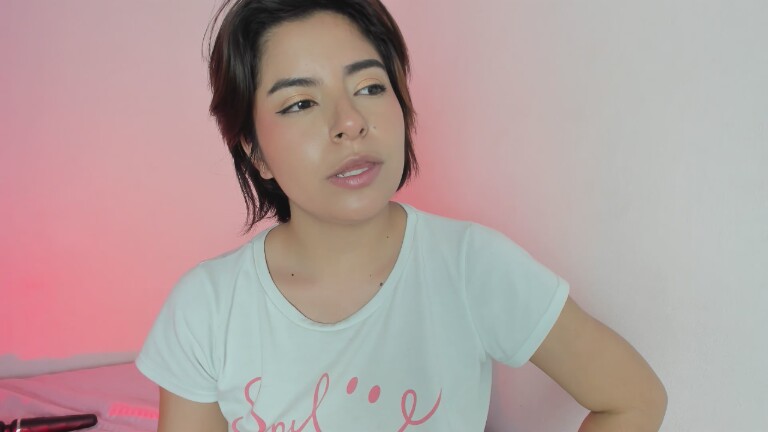 SunshineChloe's Streamate show and profile