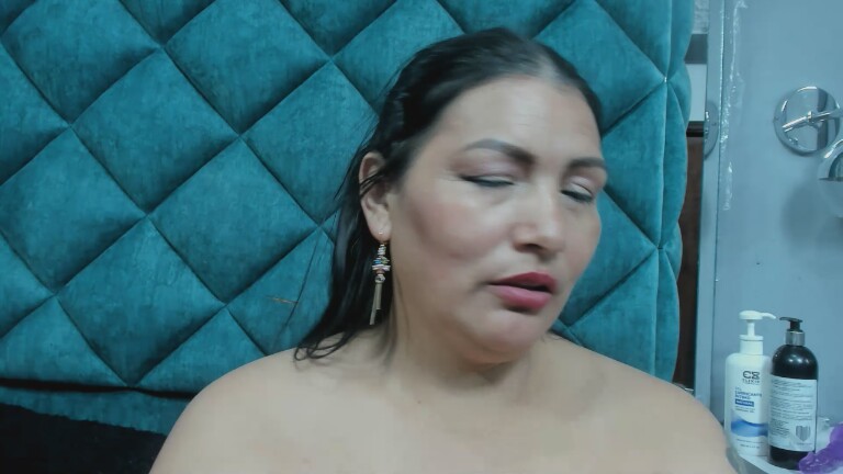 PENELOPELEWIS40's Streamate show and profile