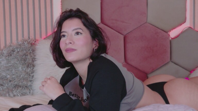 EivaStone's Streamate show and profile