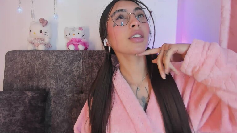 Macarena99's Streamate show and profile