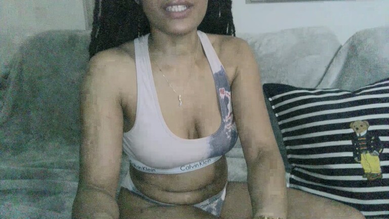 xoxomyahlauren's Streamate show and profile