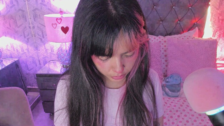 MaddieWaves's Streamate show and profile