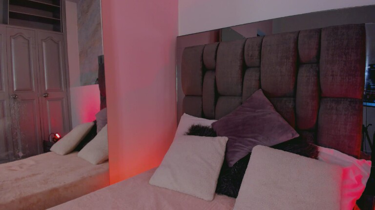 AnnaWhhitte's Streamate show and profile