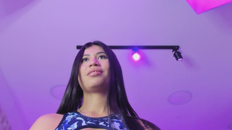 LylaKarl's Streamate show and profile