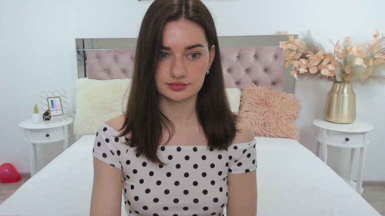 DemiLinda's Streamate show and profile