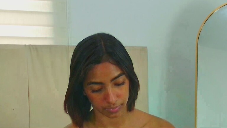 MiaCarther's Streamate show and profile