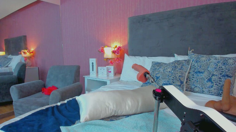 TinaClaytoon's Streamate show and profile