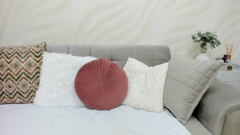 Nataly_QX's Streamate show and profile