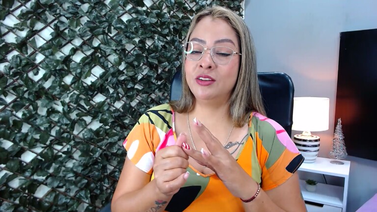 Laureen_Steele's Streamate show and profile