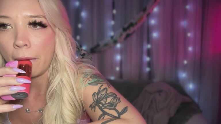 Sabrina_xx's Streamate show and profile