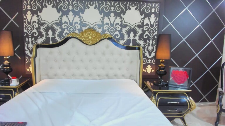 SophiVega's Streamate show and profile