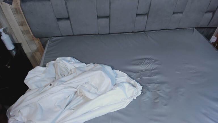 ZoeySpeart's Streamate show and profile