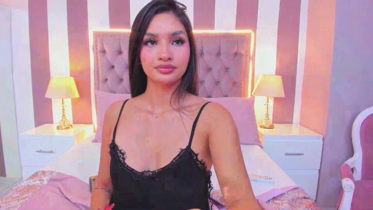 AuraClark's Streamate show and profile