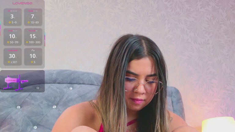 ZafiroClean's Streamate show and profile