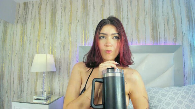 ErinSpark's Streamate show and profile