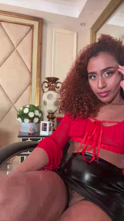 MaiaCox's Streamate show and profile