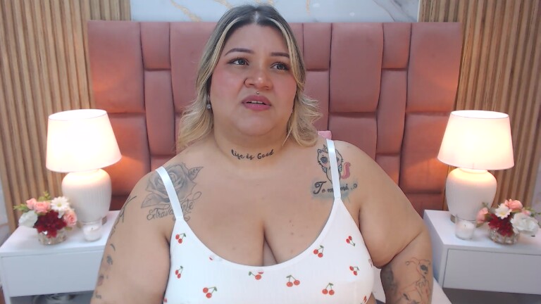 Evaverse's Streamate show and profile