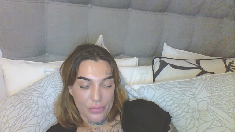 AshleyArcana's Streamate show and profile