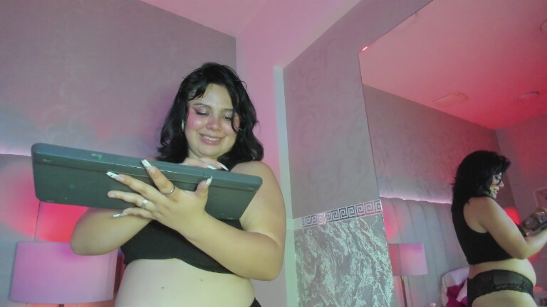 RoxaneBrownn's Streamate show and profile