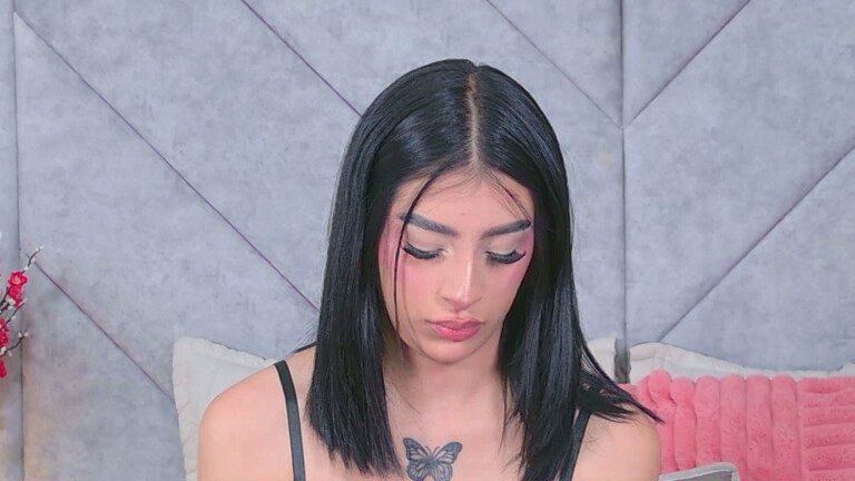 LissRibeiro's Streamate show and profile