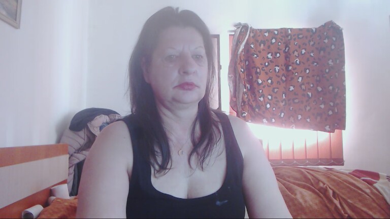 ExtasyMature's Streamate show and profile