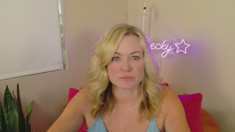 Vegasbecky's Streamate show and profile