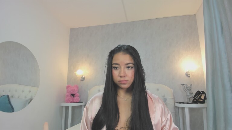 EmmilyMartinez's Streamate show and profile