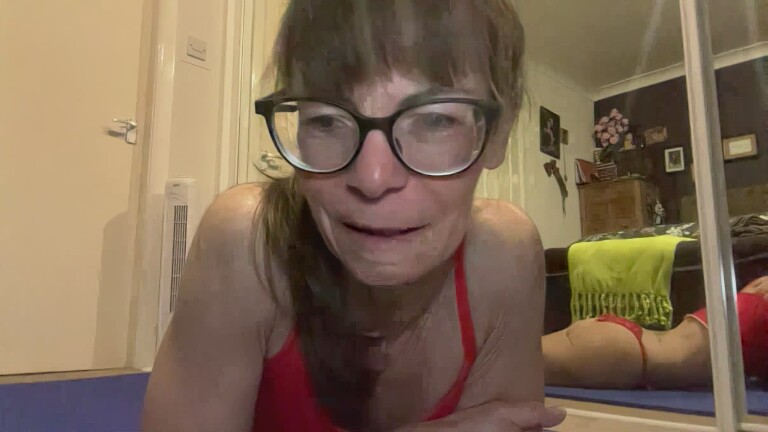 Dixie_Milf's Streamate show and profile