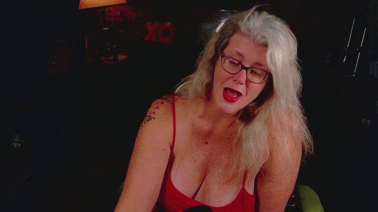 Alicescuriosity's Streamate show and profile