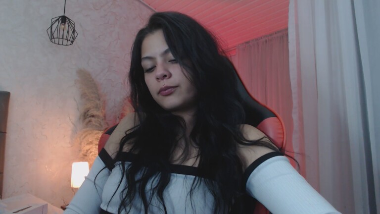 Kikivelvet's Streamate show and profile