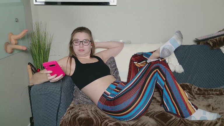 TheNikkiFantasy's Streamate show and profile