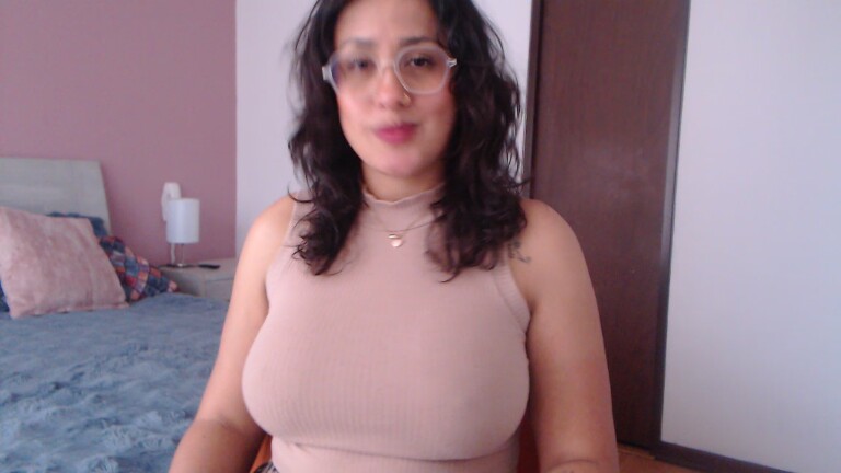 Silvana_Ruiz's Streamate show and profile