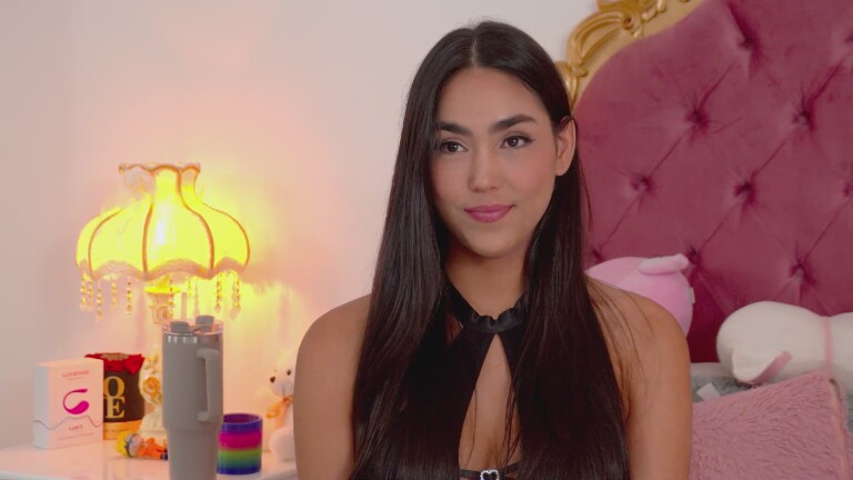 NinnaCrawford's Streamate show and profile