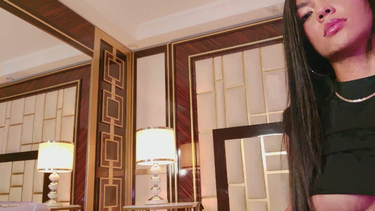 AnnieMilan's Streamate show and profile