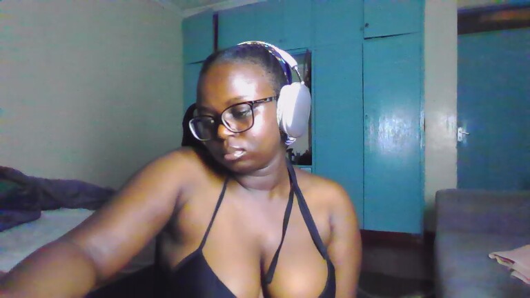 PrettyDoll22's Streamate show and profile