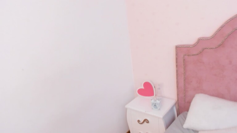 NatashaOlivaress's Streamate show and profile