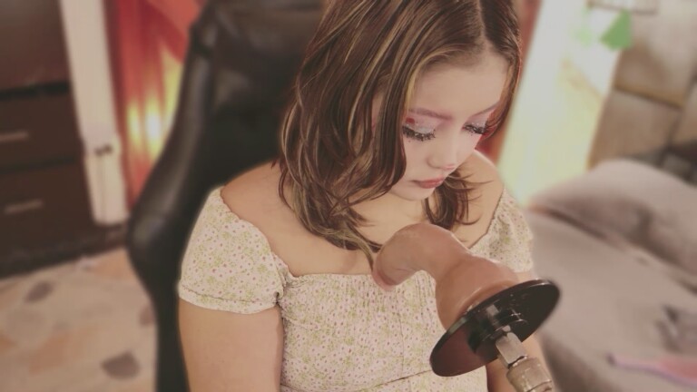 Tinie_Sofiaa's Streamate show and profile