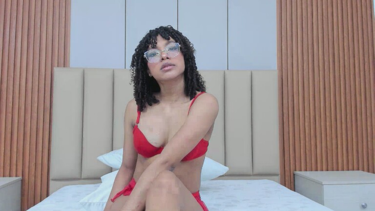 DulceEstrada's Streamate show and profile