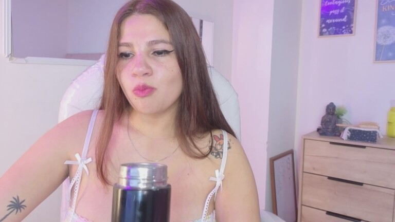 blueehazell18's Streamate show and profile