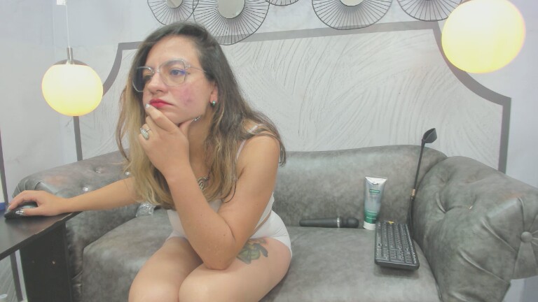 ArianaSommers's Streamate show and profile