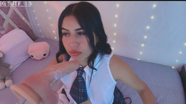 MelanieeSMT's Streamate show and profile