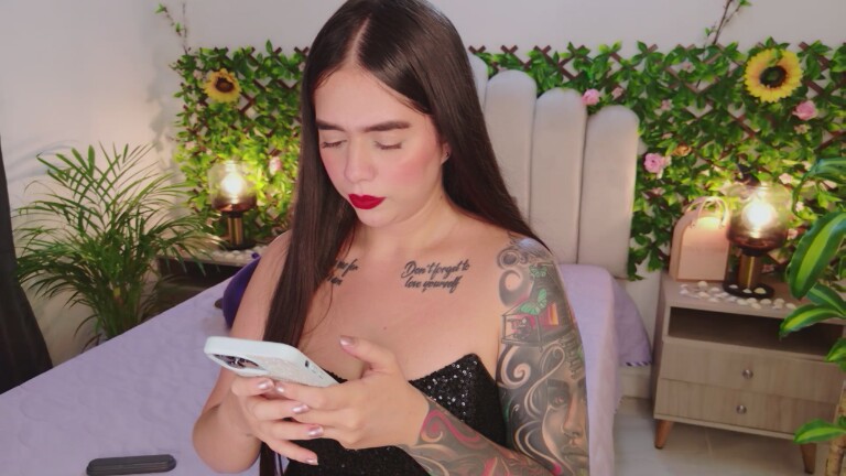 Nomohah_sainz's Streamate show and profile