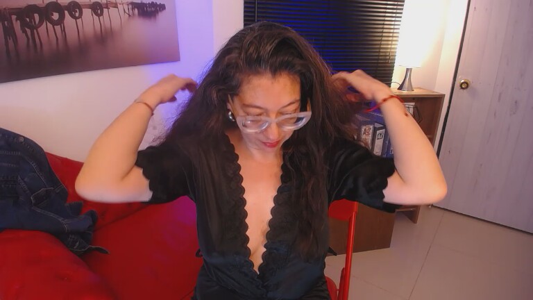 MIlfsslly's Streamate show and profile