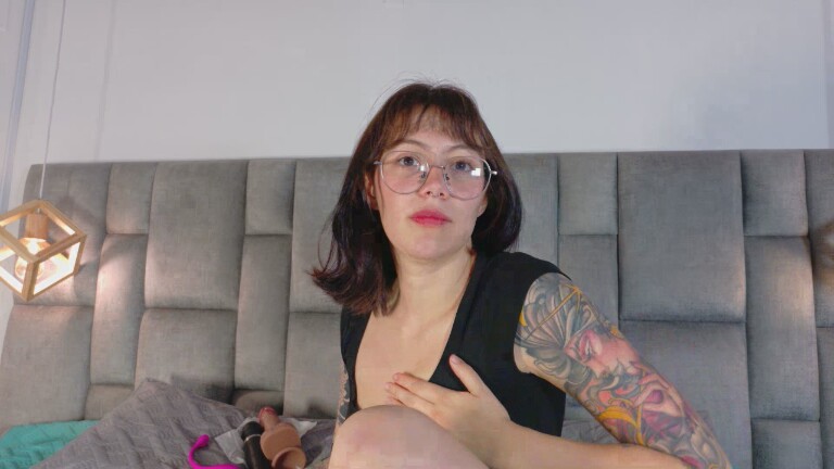 Isabella_Stewart's Streamate show and profile