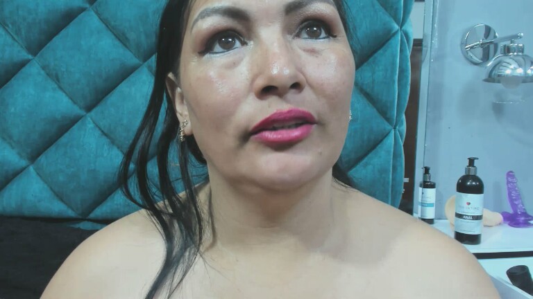 PENELOPELEWIS40's Streamate show and profile