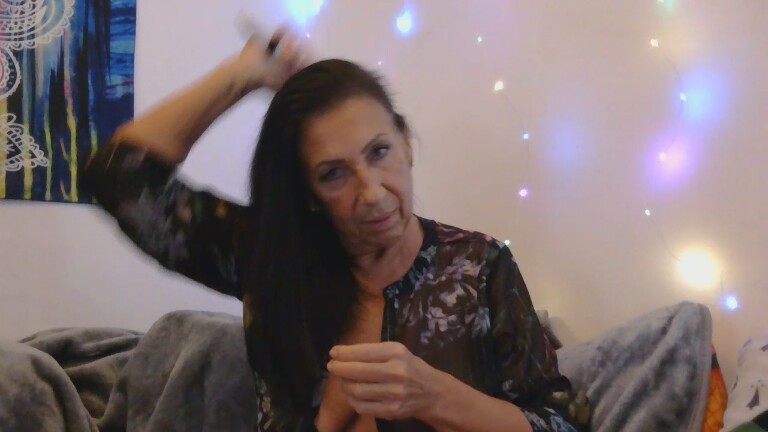 MilfMysti's Streamate show and profile