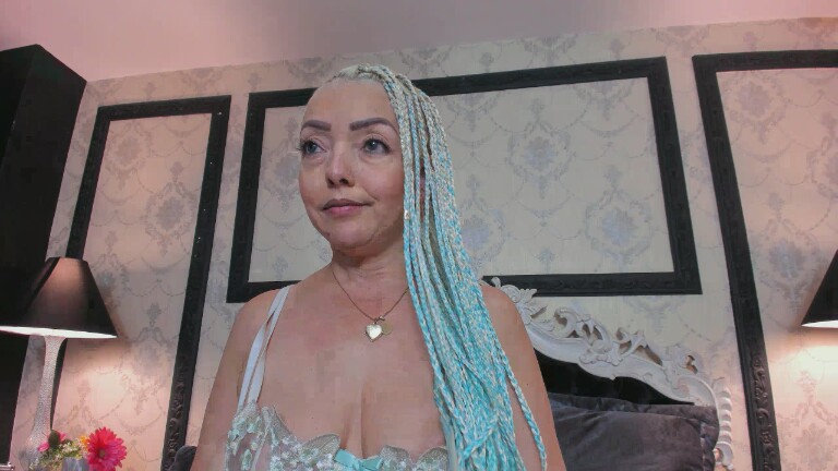 MadisonBecker's Streamate show and profile