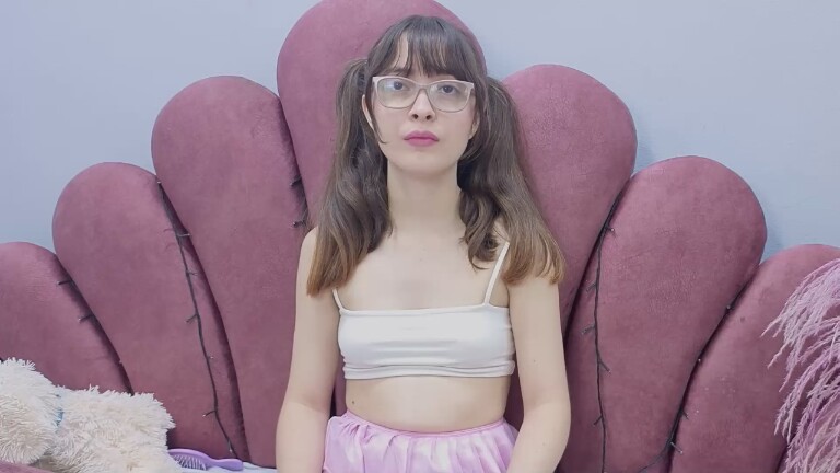 ISABELLAJHONS's Streamate show and profile