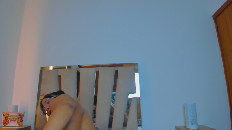 KarlieMoore's Streamate show and profile