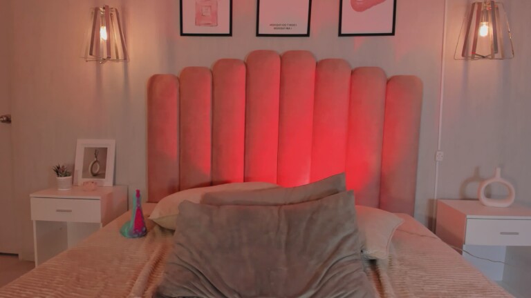 Mariawick's Streamate show and profile